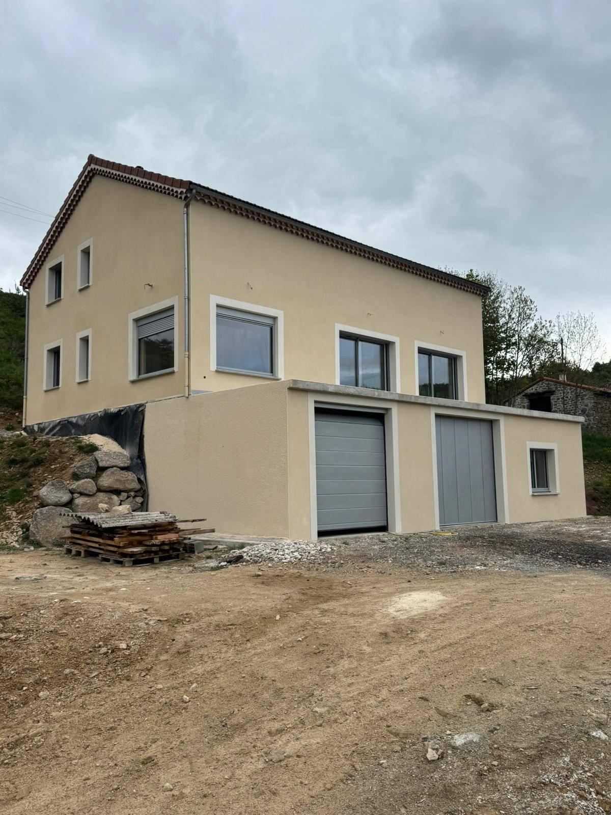 Finition grattée